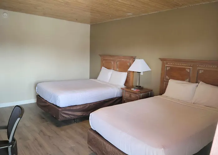 Econo Lodge *