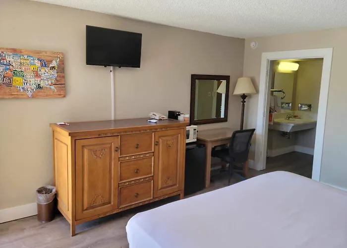 Econo * Springerville